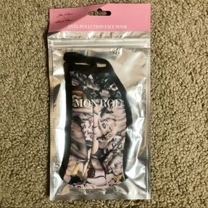 Marilyn Monroe Lingerie Face Mask NWT